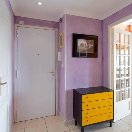 Apartment A6- 2 Bdr Incredible Sea View - Ac, Garage & Terrace *