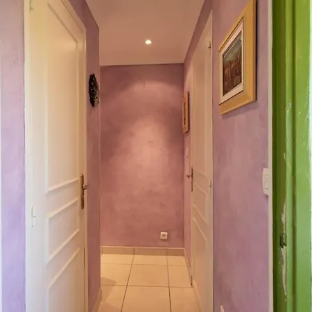 A6- 2 Bdr Incredible Sea View - Ac, Garage & Terrace *
